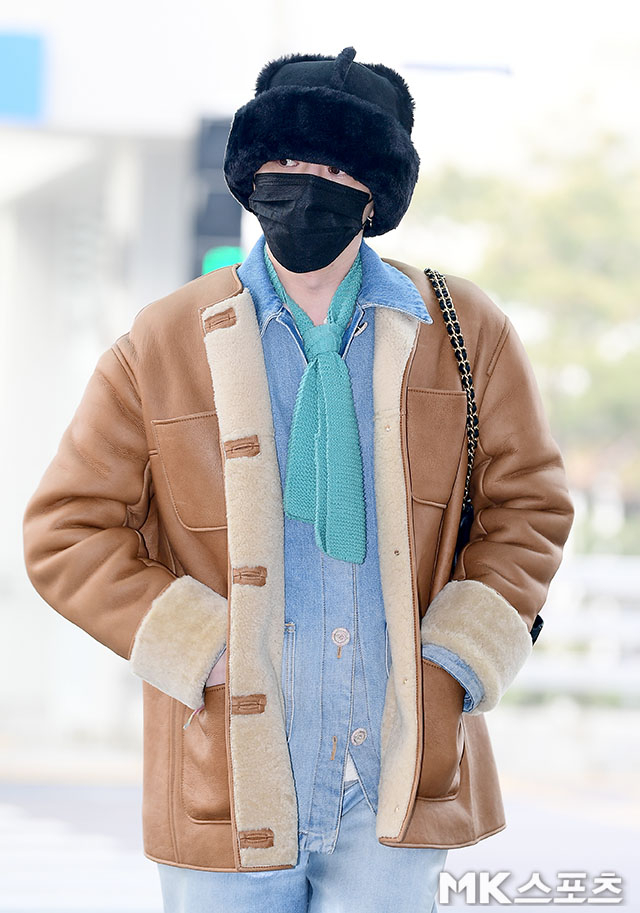 지드래곤 프랑스 파리로 출국 사진 ✈️