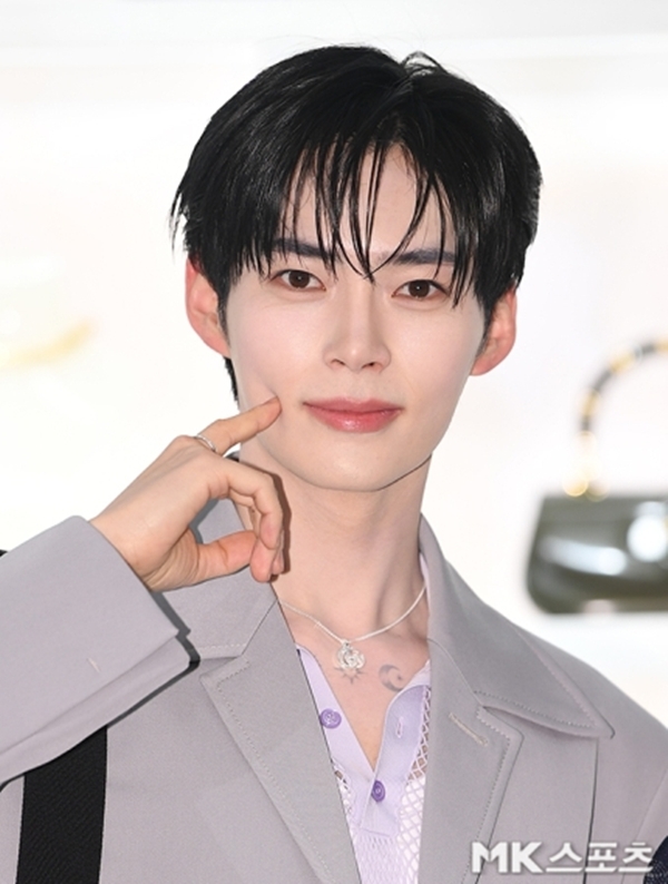 시크하면서도 매력적인 한빈님과 지웅님의 볼콕 사진