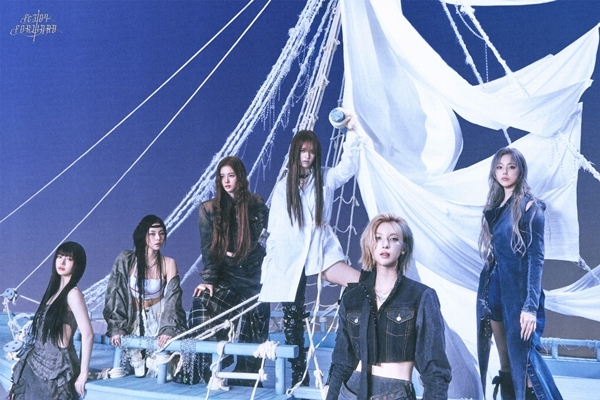 Article thumbnail for NMIXX Kicks Off Music Show Promotions with 'KNOW ABOUT ME' Starting Today!