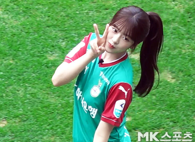 ‘대전의 딸’ 안유진 시축으로 시작 ‘17살 막내아들’ 데뷔전 데뷔골에 승리까지... 대전, 홈 안양전 2-1 승리