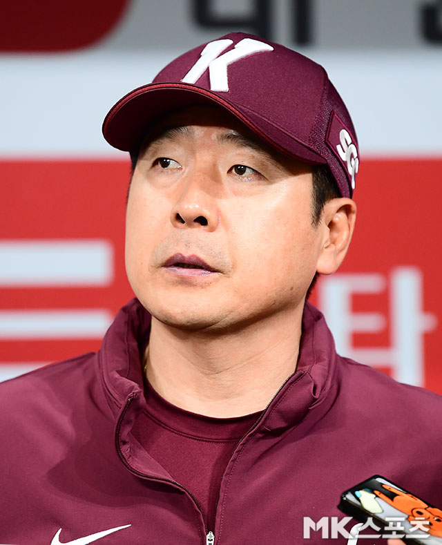 “건강한 모습만 보였으면…” <b>부상</b> 복귀전 치르는 키움 정현우 향한 사...