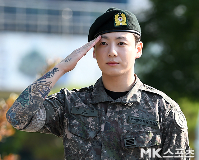 “정국 보고싶어”…자택 <b>무단 침입</b> 시도한 중국인 <b>여성</b> <b>체포</b>