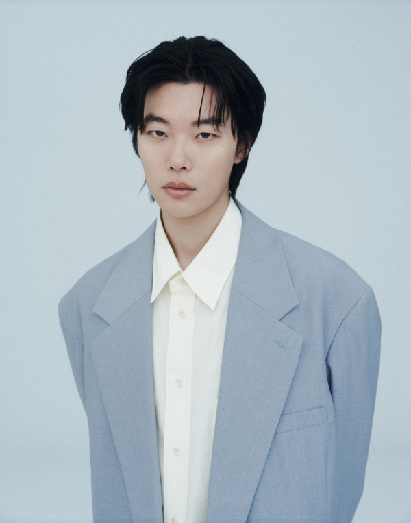 <b>류준열</b>, <b>UAA 전속계약</b> 체결...송혜교-김다미와 한솥밥 [공식]