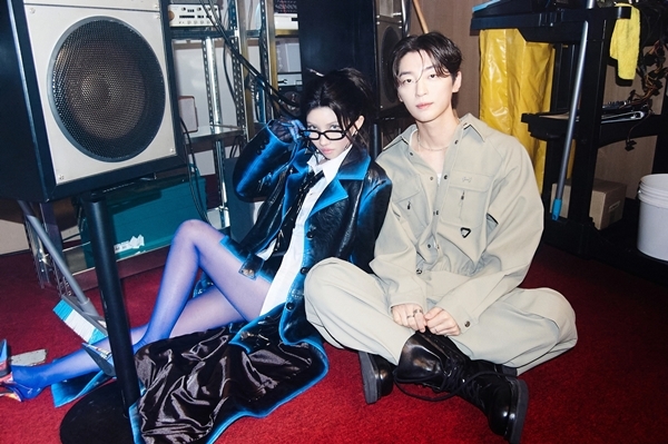 프로듀서 <b>알티</b>, 신곡 ‘<b>담다디</b>’ 티저 속 <b>전소연</b>과 ‘파격 연출 눈길’
