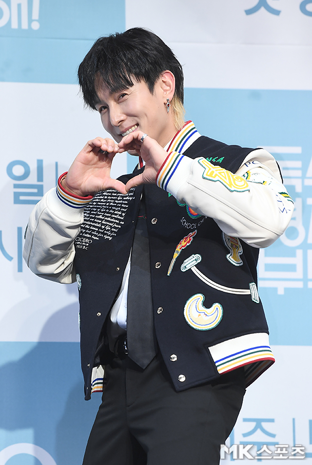 <b>김동완</b>, <b>예능 섭외 거부</b> “과거 건들지 마...가만히 놔 주세요” 일침 ...