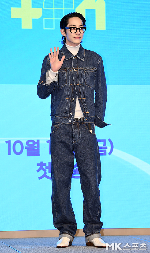 사람엔터, <b>이수혁</b> 中 <b>혹사 논란</b>에 “배우 본인이 원했다” 2차 해명 [전...