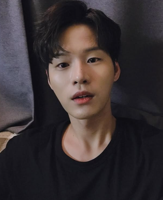 “기억도 못 할 만큼 취해”…<b>윤지온</b>, <b>음주</b>운전에 <b>오토바이</b> 절도까지 ‘...