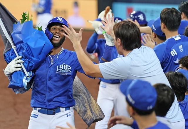 KBO 최초 150타점에 외국인 최다 홈런 신기록까지…삼성 <b>디아즈</b>, 50홈런...