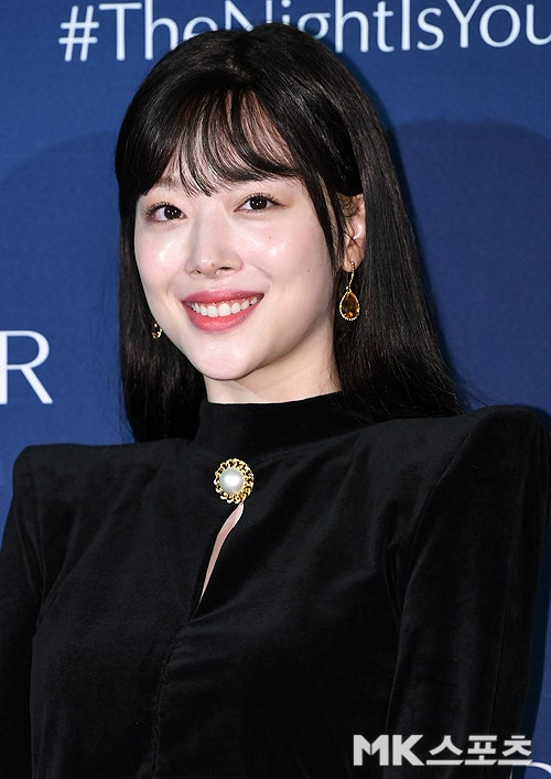 故 <b>설리 6주기</b>에 친오빠, “사랑하는 동생과, 찰리 커크 탄생 기린다”...