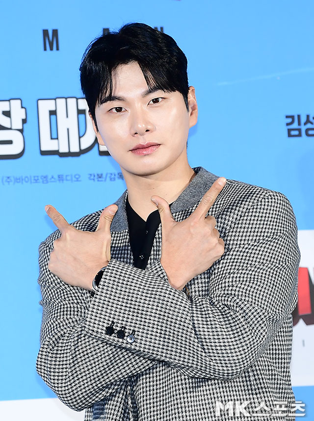 <b>이이경 루머 유포</b>자, 재등장 “돈 안받고 협박도 안 당해” 사과 후 재...