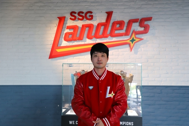 ‘19년 원클럽맨’ <b>김성현</b>, 두 차례 KS 우승 멤버 SSG <b>플레잉코치</b>로 <b>선임</b>