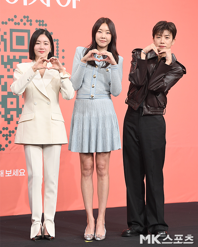 “‘<b>누난 내게 여자야</b>’=도파민 NO, 감정회복 연프”…<b>연상연하</b> 리얼 로...