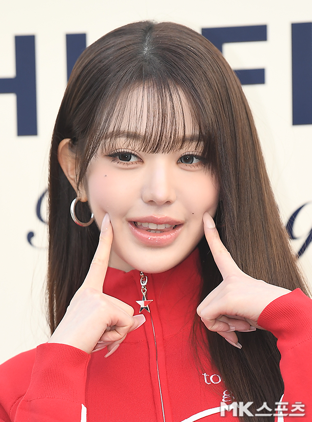<b>아이브 장원영</b> ‘살아있는 바비인형’ [MK포토]