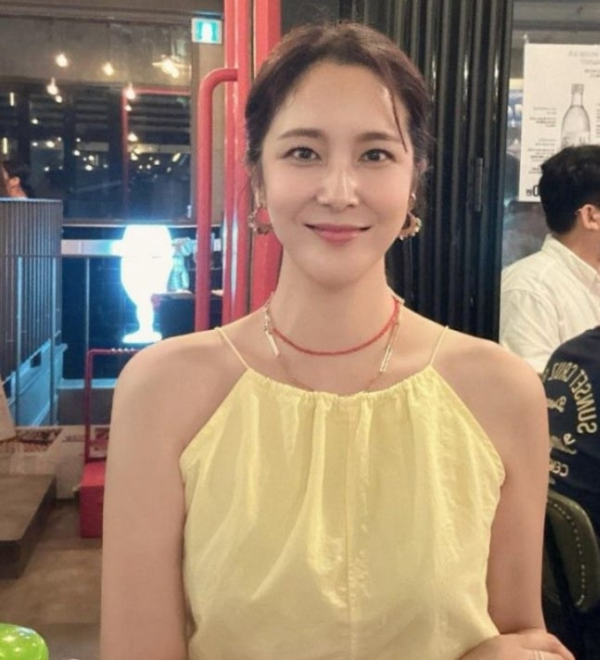 <b>장가현</b>, <b>학폭 피해</b> 과거 토로 “소년원 다녀온 언니에게 맞아” [MK이...