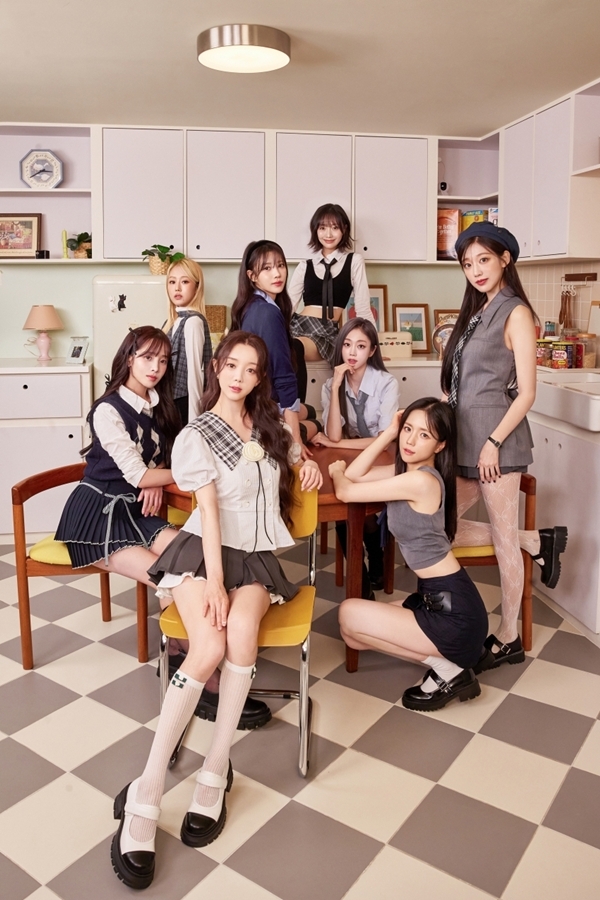 <b>러블리즈</b>, 오늘(12일) <b>데뷔 11주년</b>도 함께...스페셜 라이브 예고