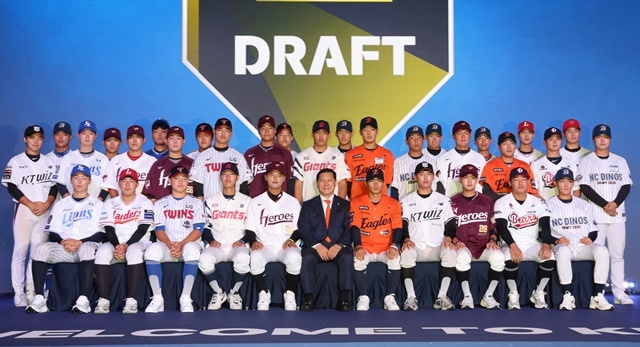 2026 KBO <b>신인</b>지명 선수 110명, <b>도핑 검사</b> 결과 전원 음성 판정
