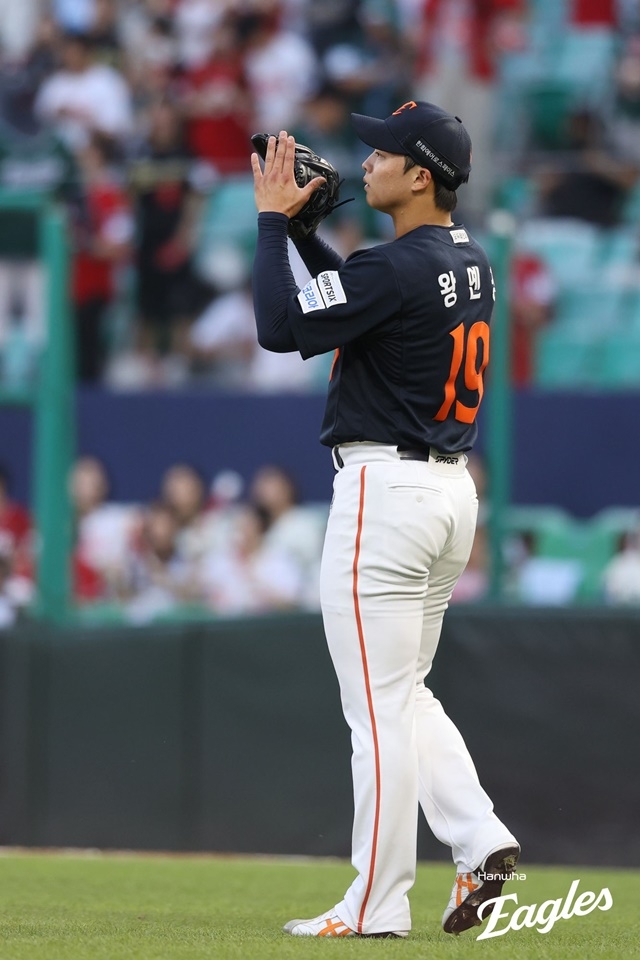 대만 특급이 부활했다!…‘왕옌청 KKKKK 1실점 역투+<b>노시환 4G</b> 연속 <b>홈런</b>...