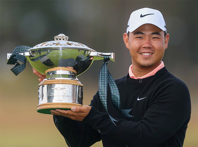 2. From Pro Debut at 17 to Entering the PGA Tour
