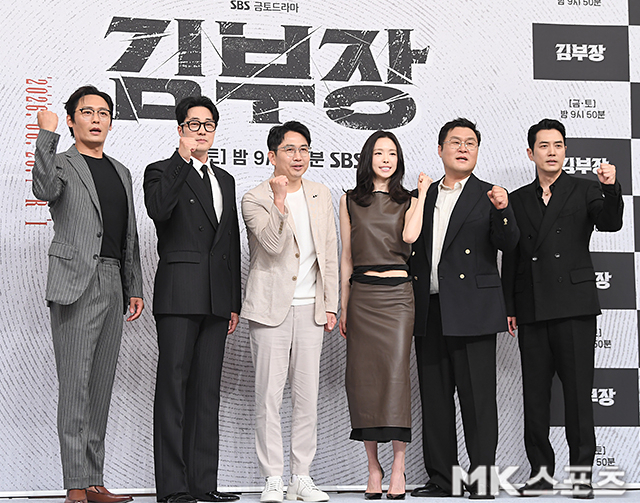 ‘<b>김부장</b>’이 남긴 것: 소지섭부터 <b>시즌2</b>까지