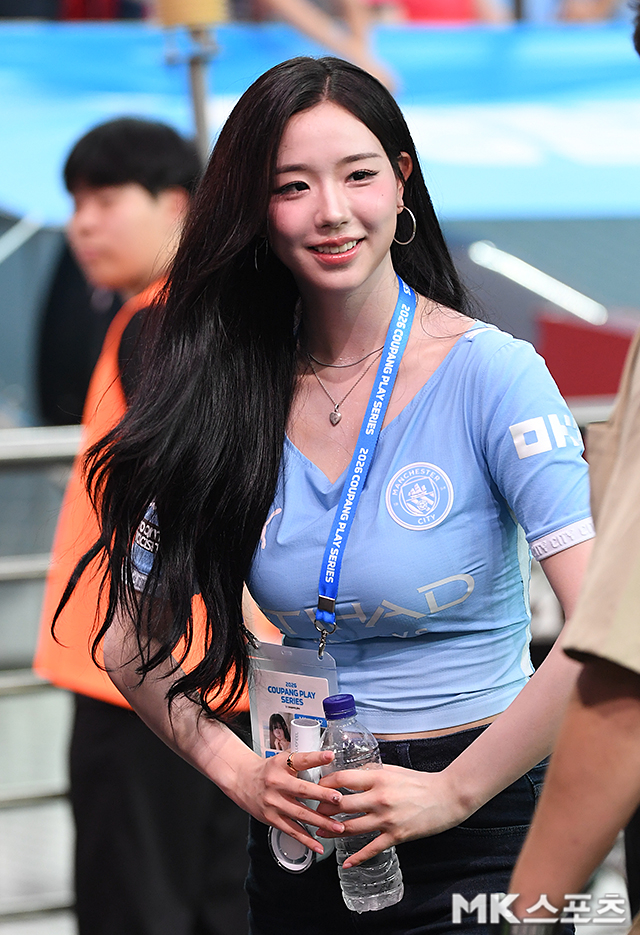 <b>김채연</b> ‘<b>맨시티 여신</b>’ [MK포토]