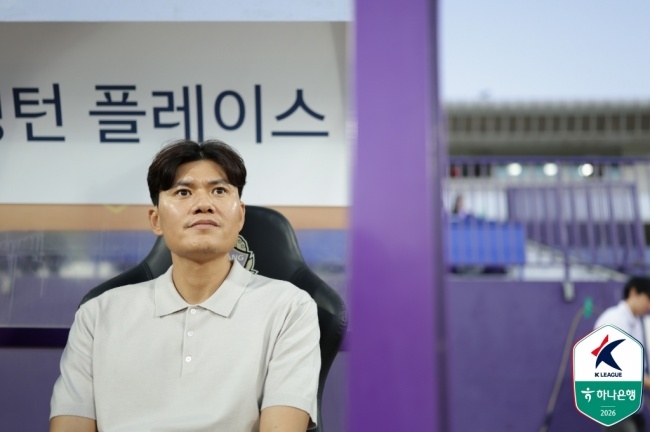강원 ‘10년 만에 안양 징크스 격파’, 정경호 감독도 감격의 첫 승 신고...