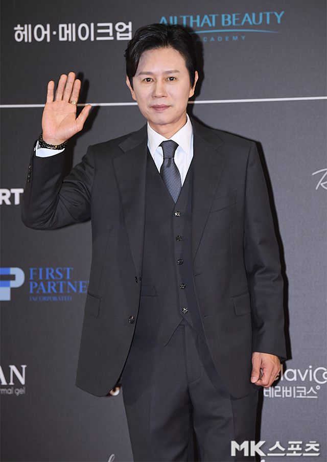 <b>김민종</b>, MC몽 <b>고소 취하</b>…“갈등 아닌 화해와 용서로” [공식]