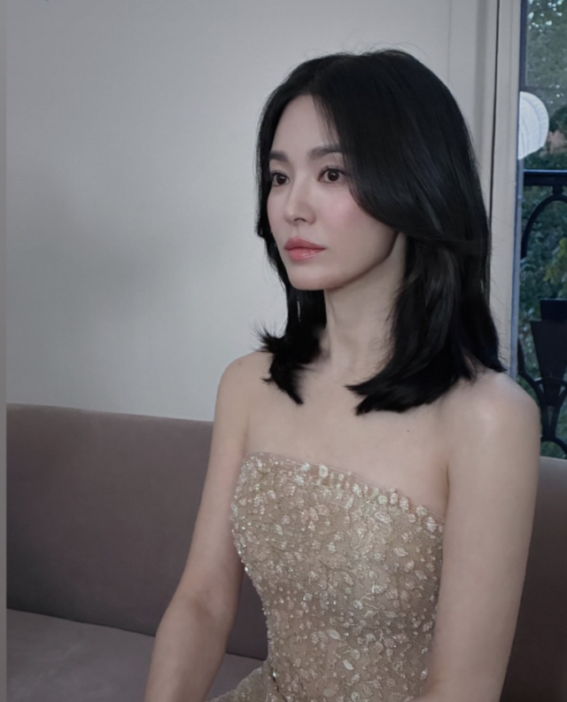 Song Hye-kyo's Hair Creates Buzz: Did She Cut It Again?