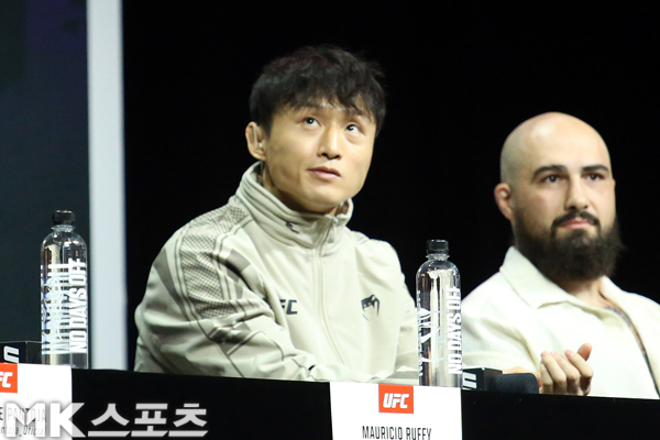<b>최두호</b> ‘이곳이 결전의 장소’ [MK포토]