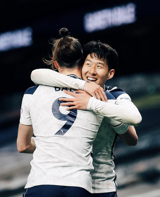 '토트넘 후배 <b>환상골</b>' <b>손흥민</b>도, 베일도 놀랐다…"15년 전 내 폭풍<b>질주</b>...