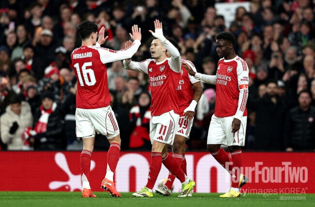 위건이 FA컵에서 아스널에 패배