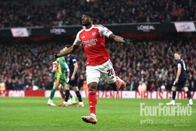 위건이 FA컵에서 아스널에 패배