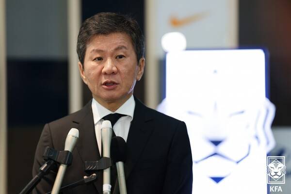 [공식발표] "모든 과오 내 책임" 정몽규 회장, 대한축구협회 전격 사퇴.월드컵 폐막 전 '조기 사퇴' 결정