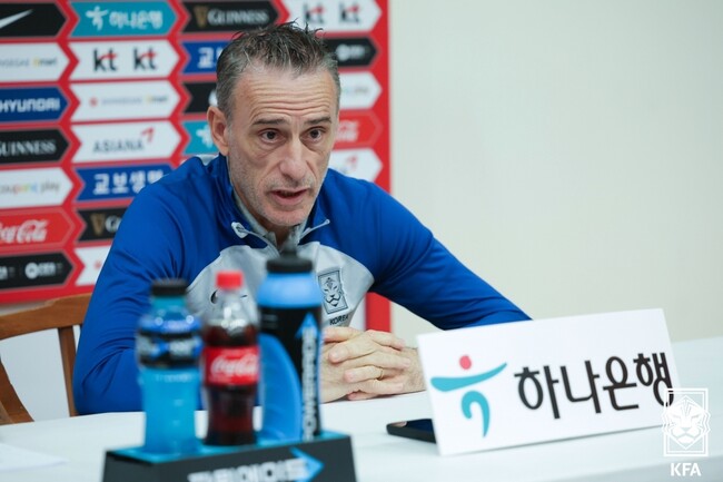 [442.issue] "KFA는 돈·스폰서만 중요시해" 韓 축구 뼈 때리던 벤투 돌아...