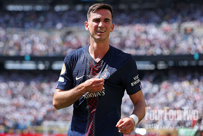 'UCL+월드컵 다 먹었으니 이제 발롱도르!' PSG 핵심 MF 야심 폭발..."지금...