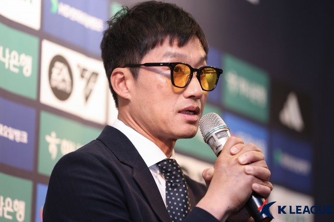 [IN-LIVE] "제 연봉만큼 하면 <b>광주</b>는 폭망합니다"...<b>이정효</b>는 <b>이정효</b>였다