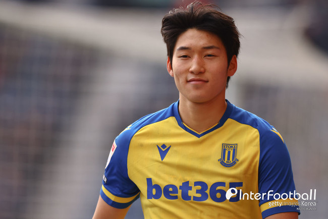 [오피셜] <b>황선홍</b>호 <b>비상</b>! 스토크, <b>배준호</b> U-23 아시안컵 차출 불가 선언→최강...
