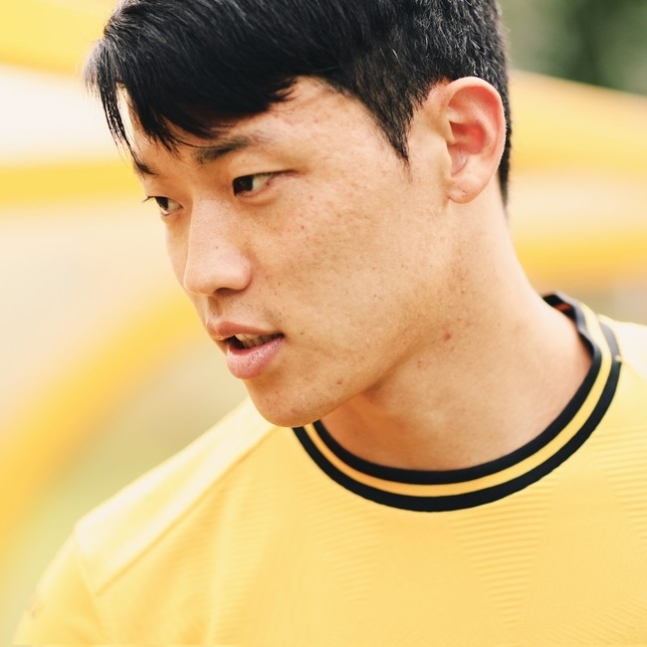 [PL 리뷰] &apos;황희찬 교체 출전&apos; 울버햄튼, 리버풀에 1-2 패...개막 후 6G 5패! &apos;강등 후보 전락&apos;