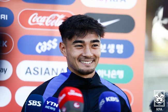 [IN PRESS] 꼰대 <b>문화</b> 폭로? <b>옌스</b>, "그런 의도 아니었어, 나이 상관없이...