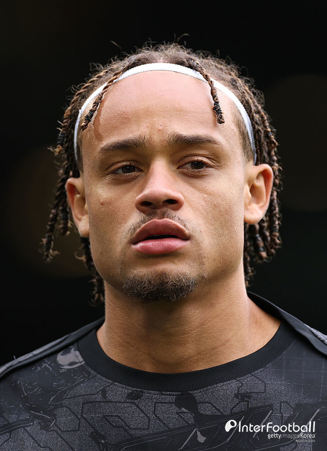 <b>손흥민</b> 대체자 수식어, 7번 유니폼 다 너무 아깝다...결국 선발 명단서...