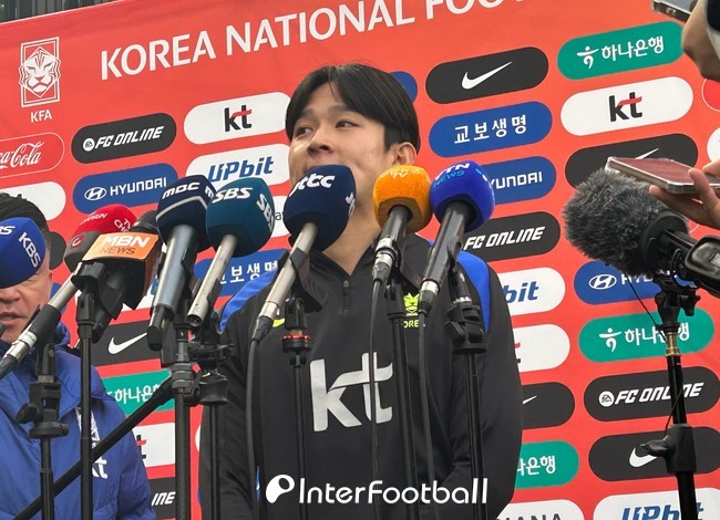 [IN PRESS] 8달 만에 홍명보호 소집...<b>양민혁</b> "흥민이 형 더 열심히 해야...