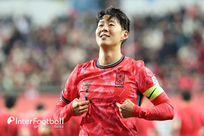 "가나전 선발 오현규" 홍명보 감독 예고→<b>손흥민</b>은 벤치 출발?...<b>활용법</b>...