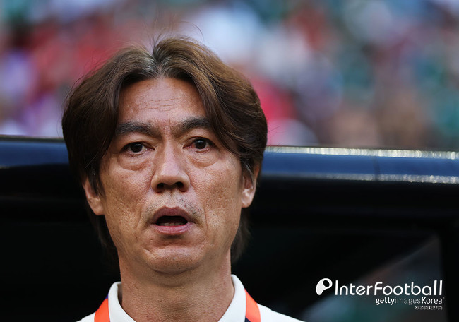 홍명보호 대박! 32강 진출 확률, 무려 '91%'...남아공전 옐로 트러블 피하며 승리 따내는 것이 관건
