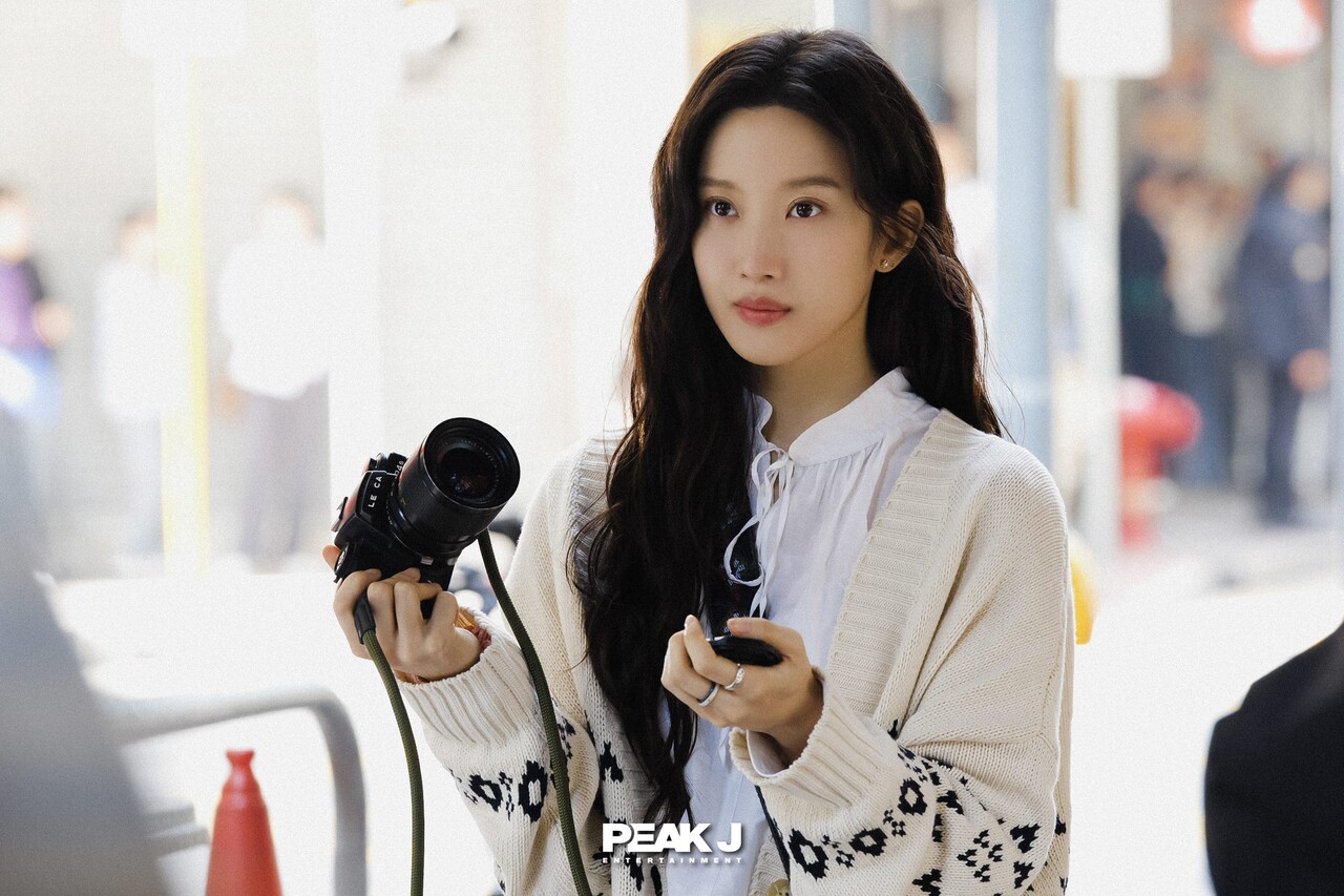 <b>문가영</b>, '느좋' 비주얼 공개…<b>스타일링</b> 보는 재미 있네
