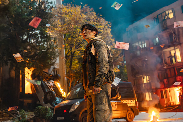 《現金英雄》與李俊昊魅力爆發：Netflix 熱門劇照與全球迴響整理