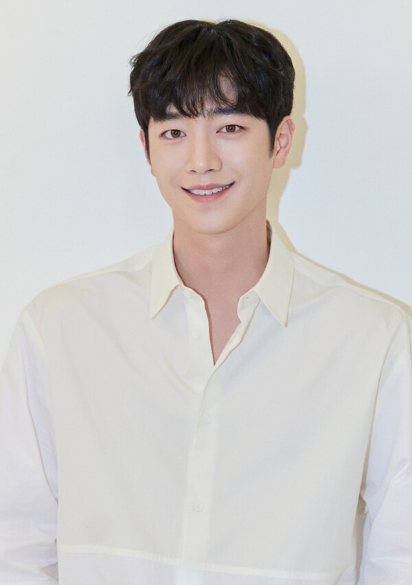 KBS新劇《不是和你談的戀愛》徐康俊與安恩真展現十年情感掙扎