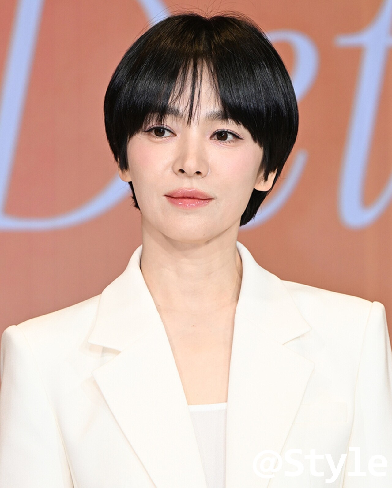 배우 송혜교, 14년 동행 마침표…UAA 떠나 새 출발