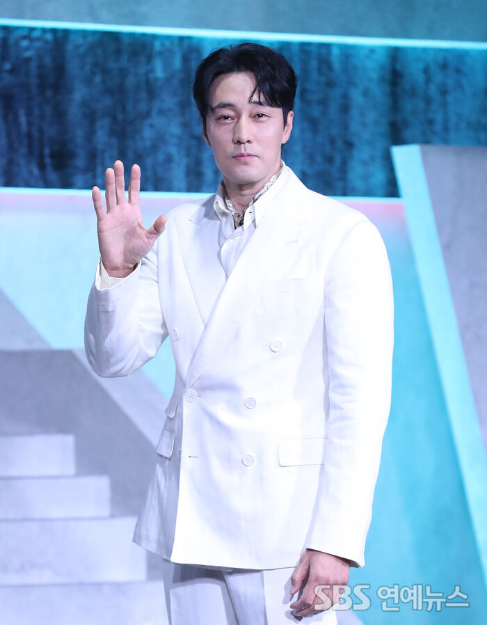<b>소지섭</b>, 남북파공작원 아빠 된다…웹툰 원작 '<b>김부장</b>' 주연 캐스팅