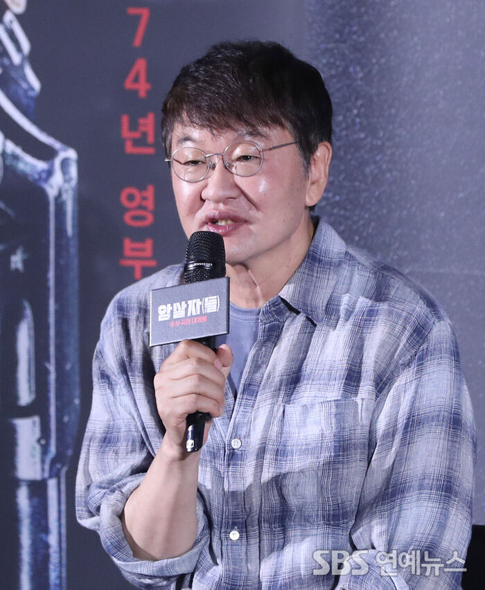 [E포토] 영화 '<b>암살자</b>(들)'의 허진호 감독