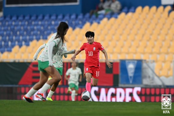 <b>여자축구</b>, <b>포르투갈</b> 원정 1-5 대패… 손화연 만회골