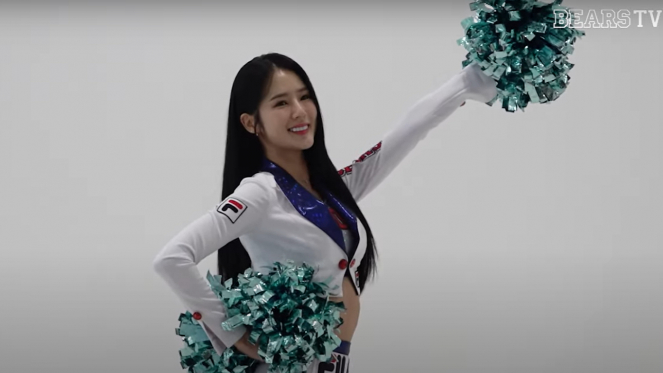"야구로 치면 <b>류현진</b>급"… 박기량, 이젠 두산 베어스 치어리더